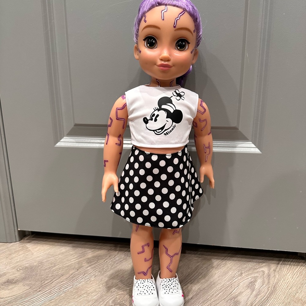 18in Rumi Doll